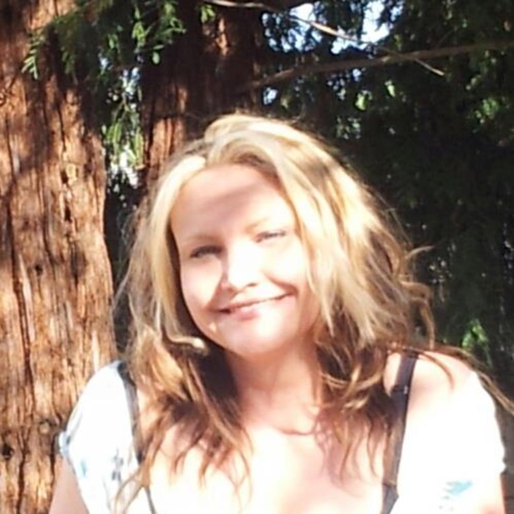Meet your Posher, Christina